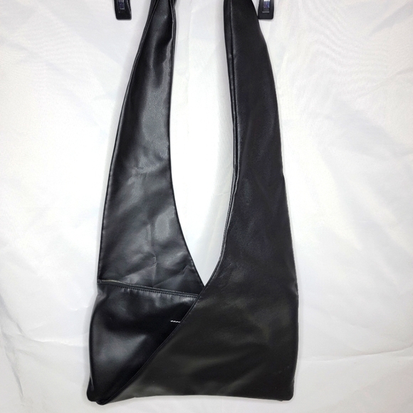MM6 Maison Martin Margiela Handbags - MM6 MAISON MARGIELA Style Womens Triangle Black Lined Bag Handbag